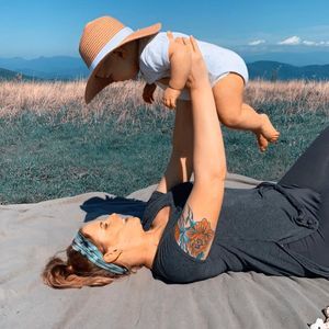 Meet your Posher, Suzanne